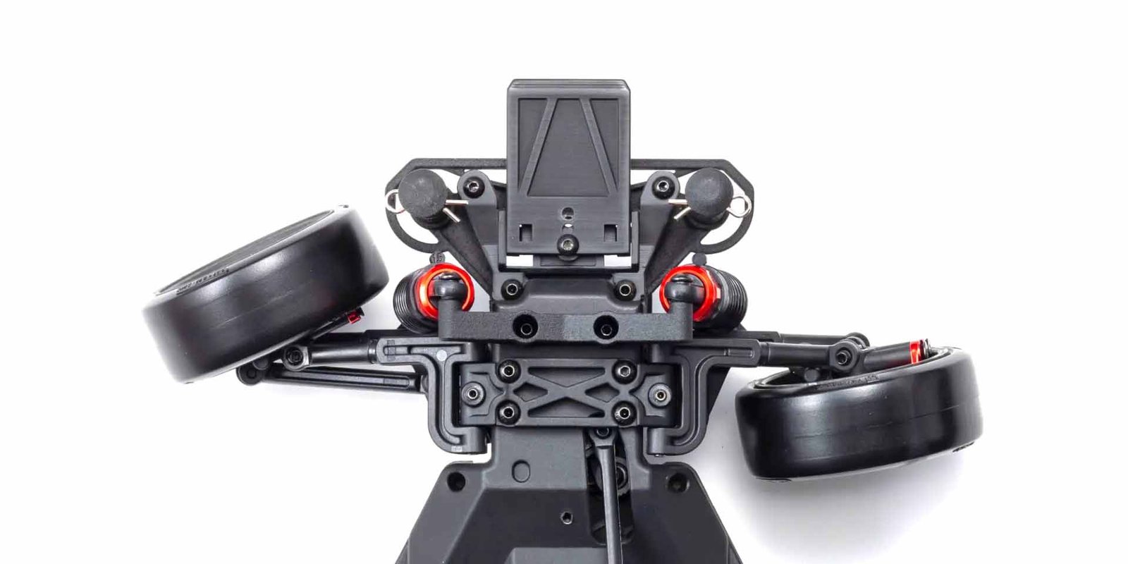 Train avant et grand angle de braquage du Kyosho Fazer D2